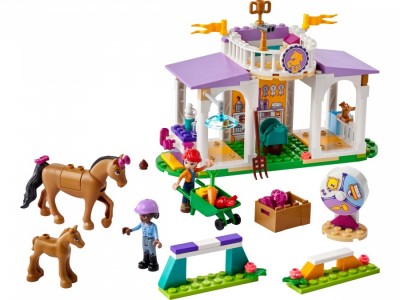 LEGO 41746 - Осенняя конюшня