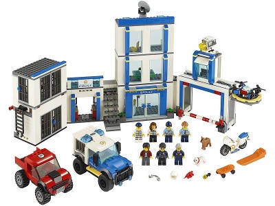 LEGO 60246 - Полицейский участок